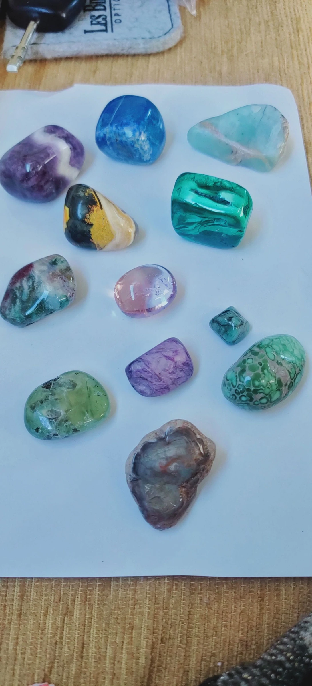 Lot de 12 pierres qualité +++